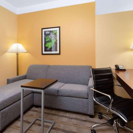 La Quinta By Wyndham Houston Nw Beltway8/Westrd Hotel Jersey Village Екстериор снимка
