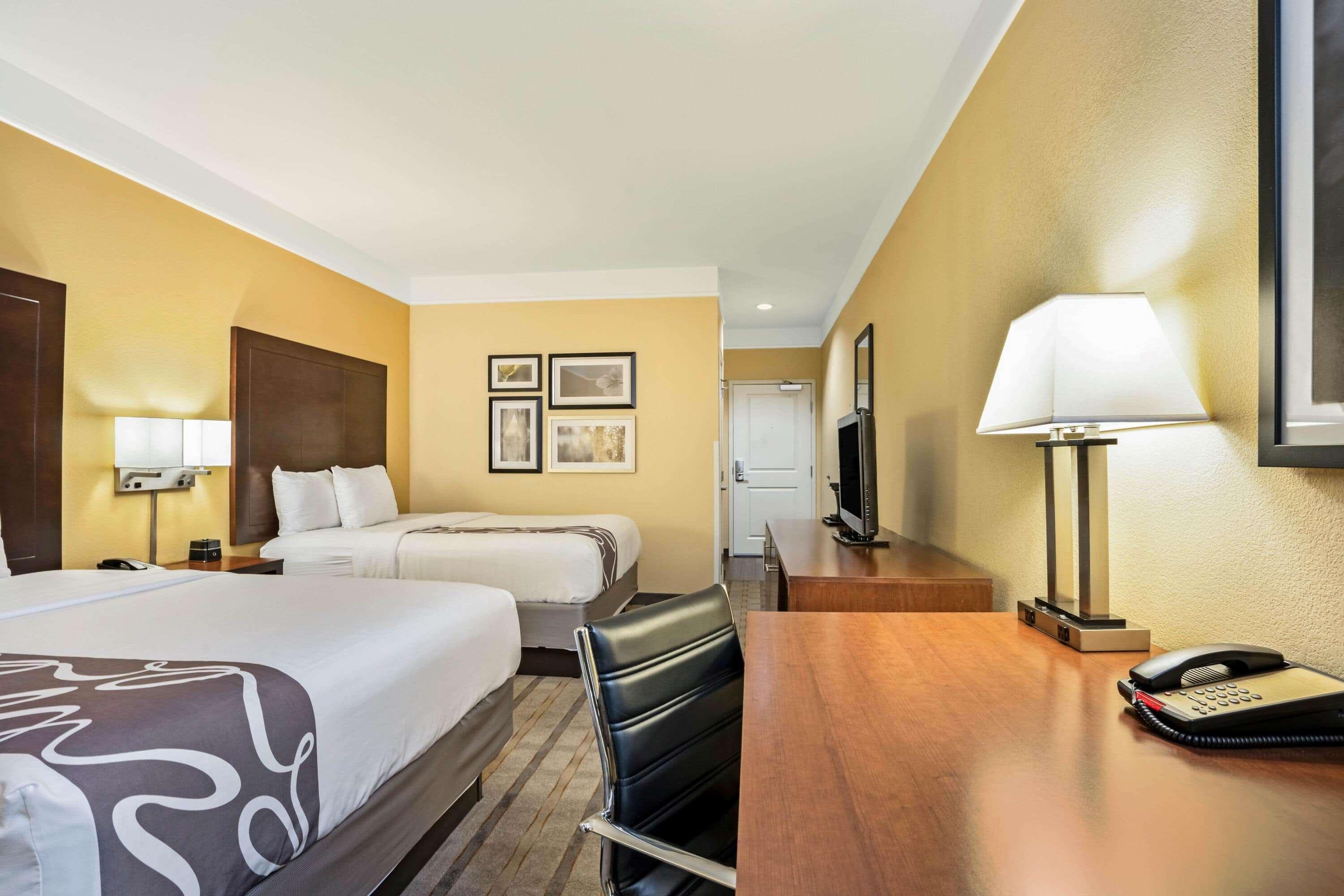 La Quinta By Wyndham Houston Nw Beltway8/Westrd Hotel Jersey Village Екстериор снимка